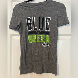 NFL Seattle Seahawks girls V-neck size large